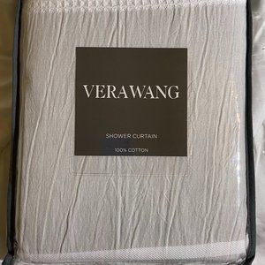 Brand New Vera Wang Seersucker 70x72 Shower Curtain